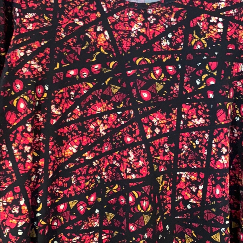LulaRoe Perfect Tee - Picture 2 of 3